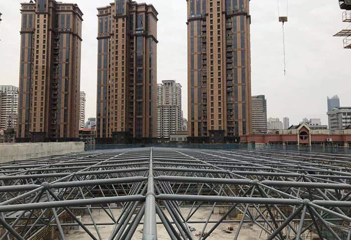 镇江螺栓球网架结构